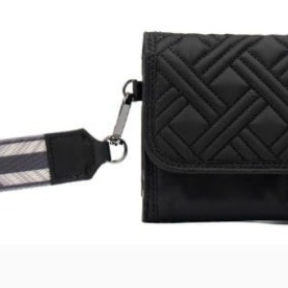 Lug Stroll Wallet - Picture 4 of 4